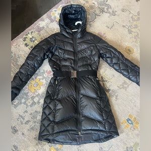 Lolë winter down jacket: black